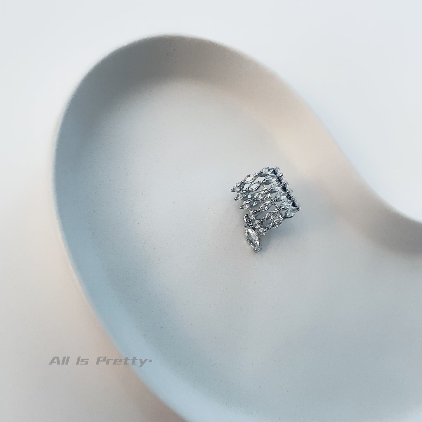 Crystal cuff earring (single)