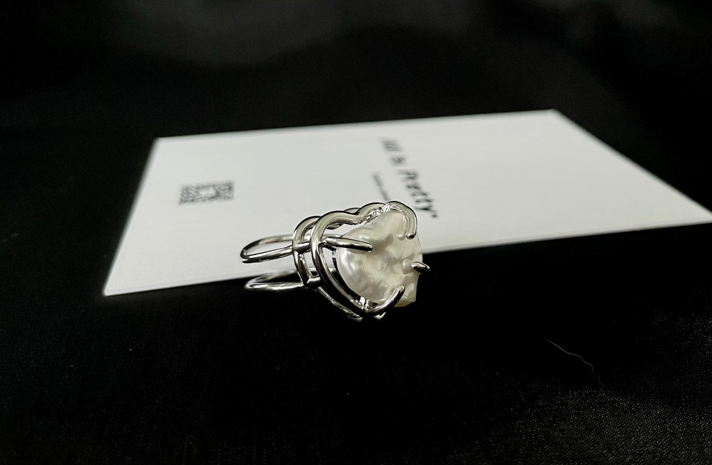 Unique pearl ring (WHITE)