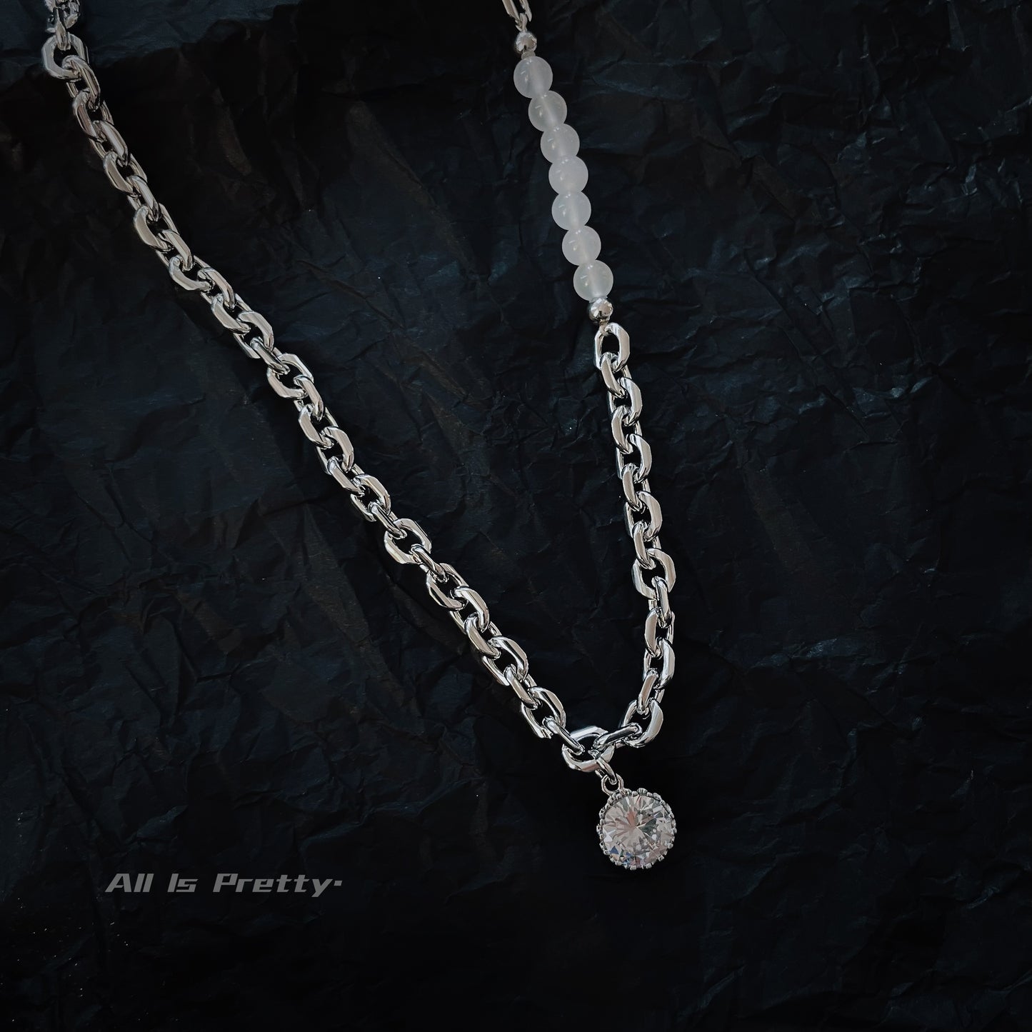 Crystal pendant chain necklace