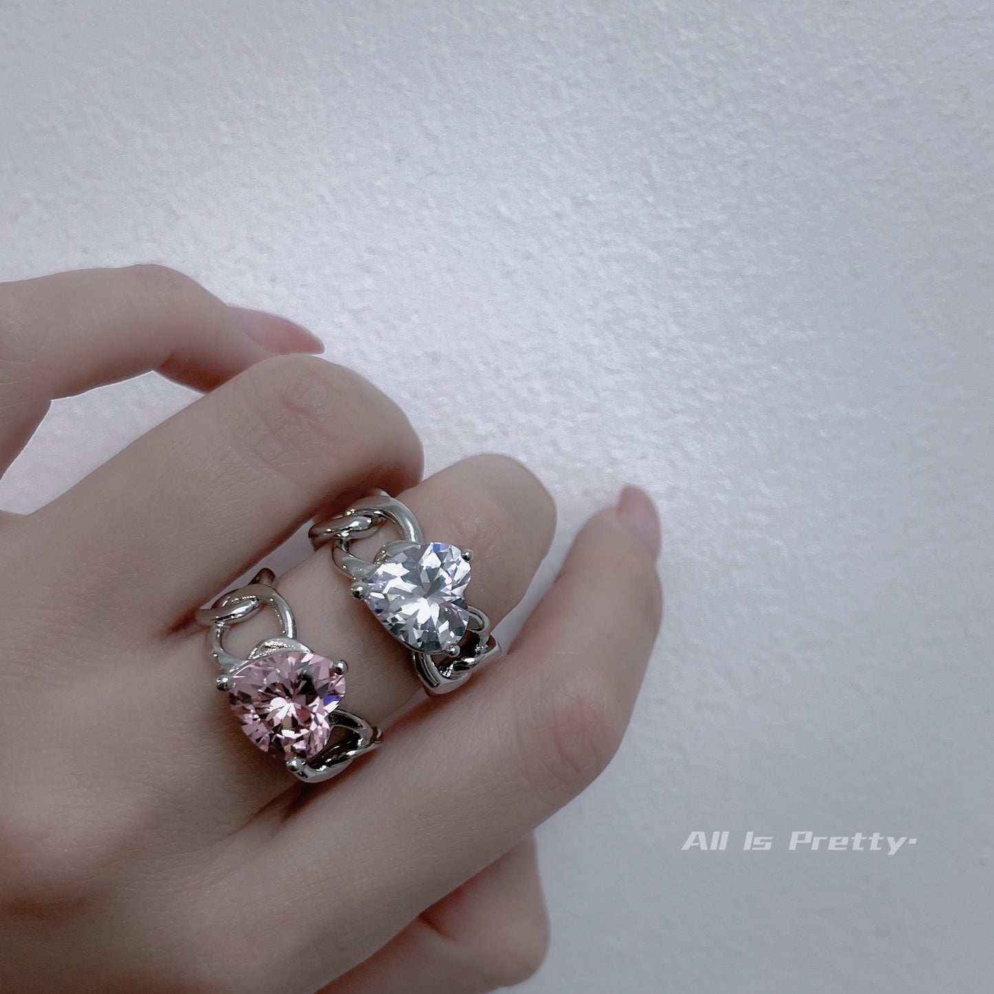 Pink heart crystal chain ring