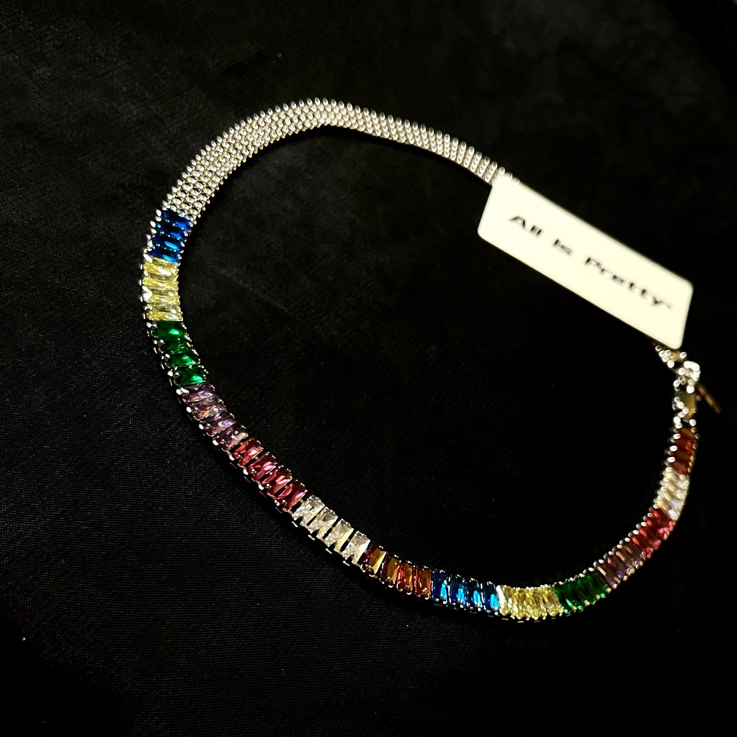 Color gem choker necklace