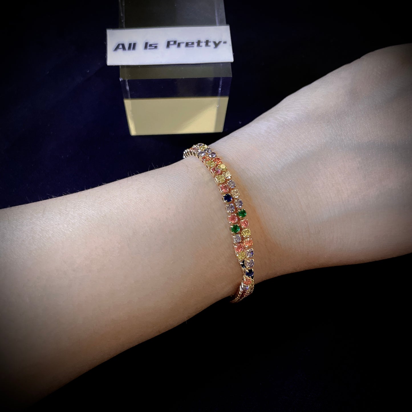 Color gem bracelet