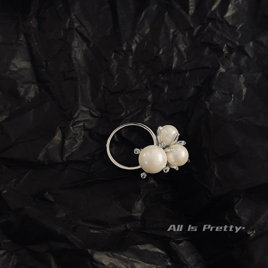 Handmade pearl candy ring