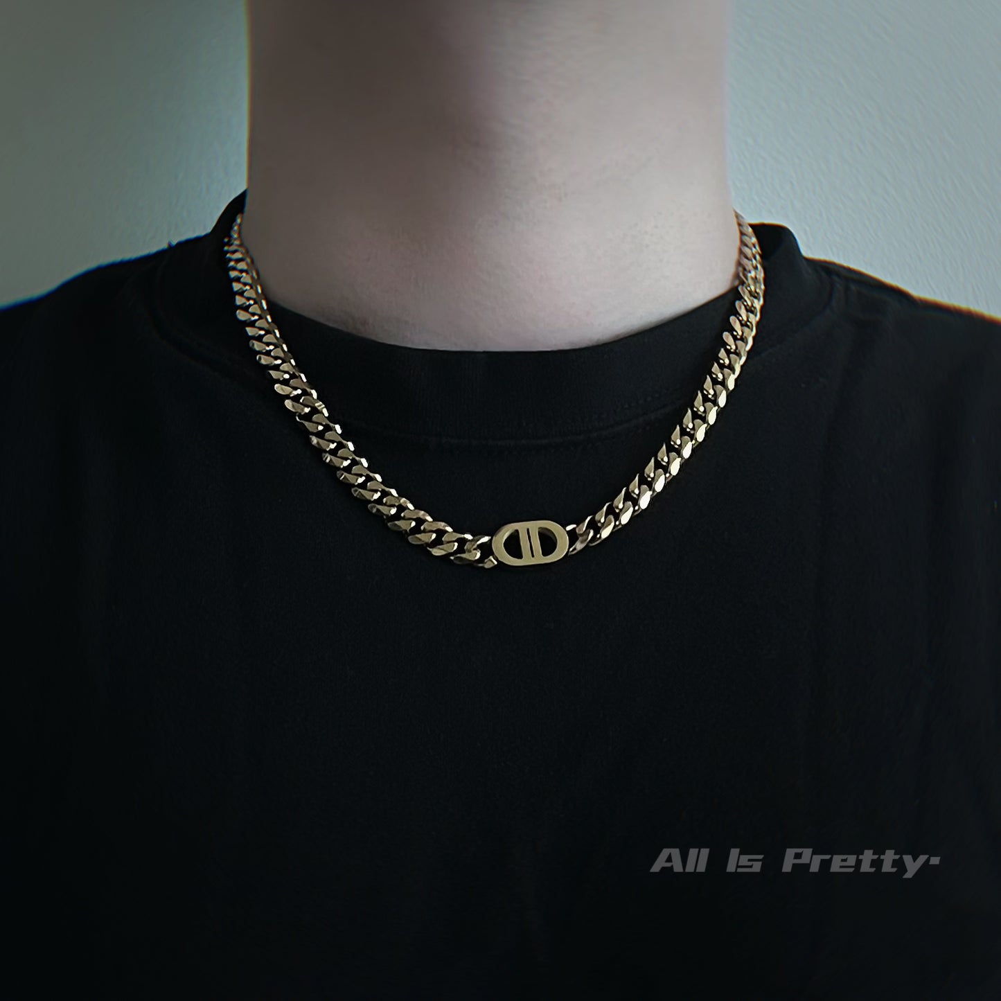 Link curb chain necklace