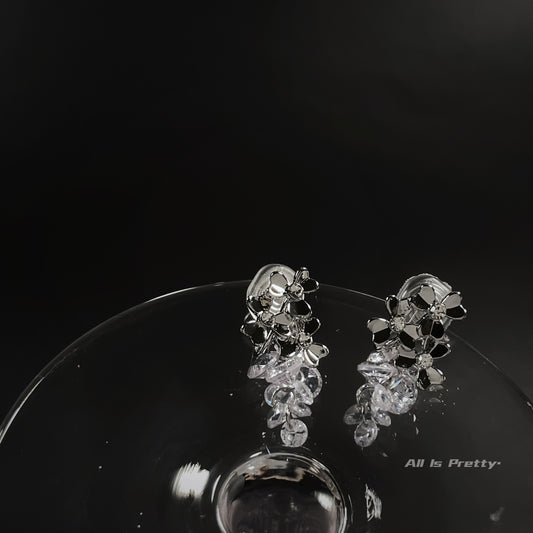 Crystal grapes flora clip earrings