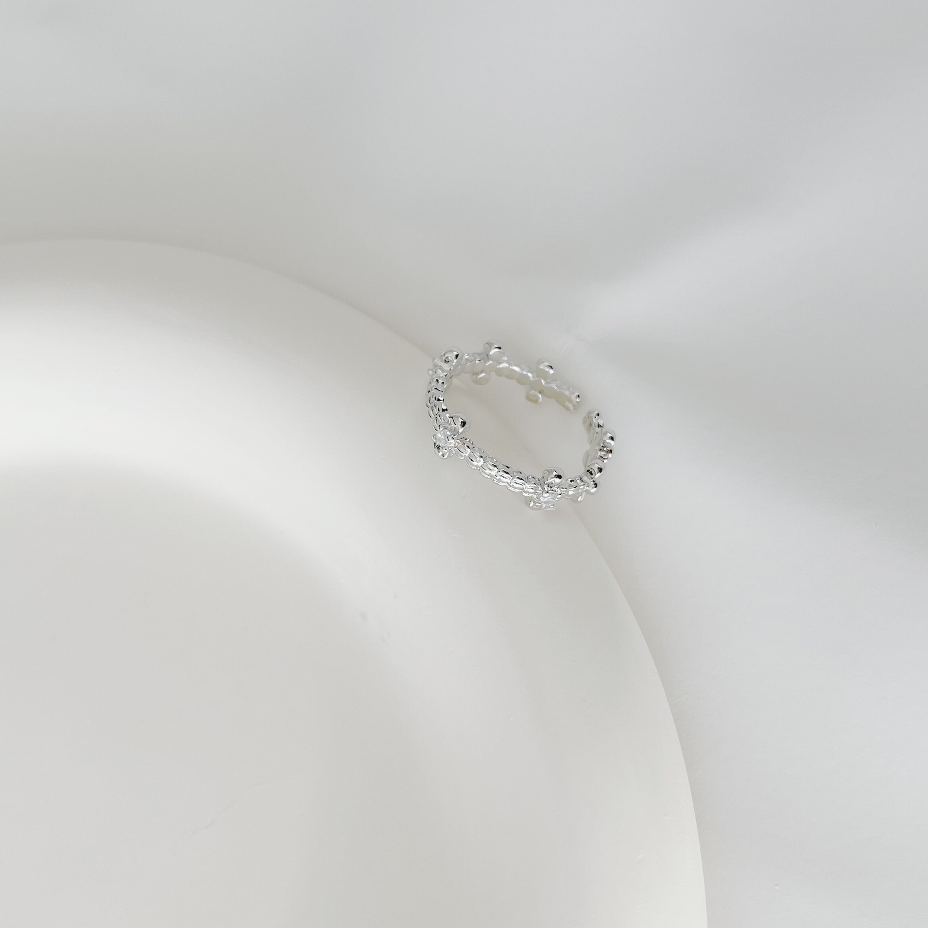 Cross Bloom Adjustable Ring