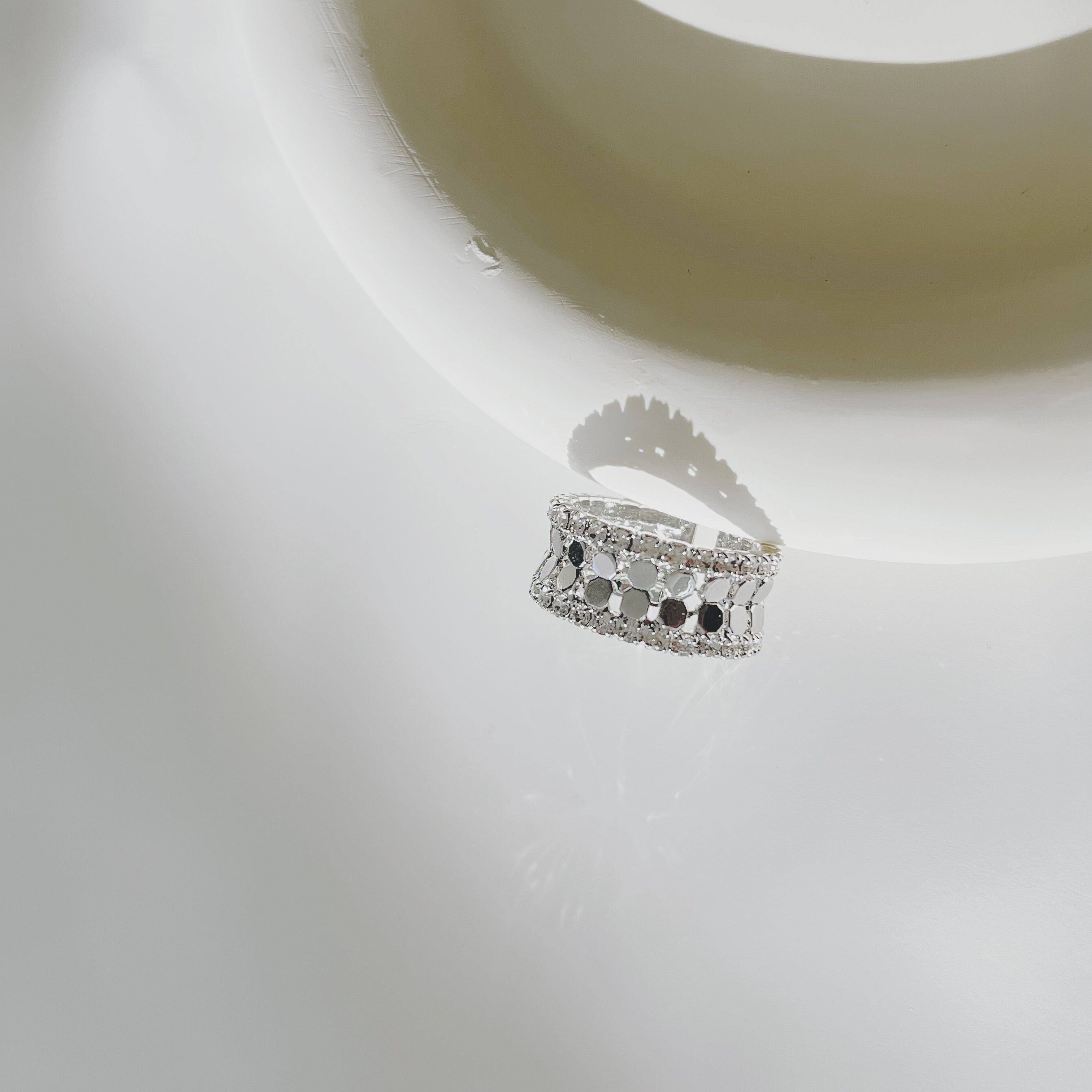 Glitter Wave Open Band Ring