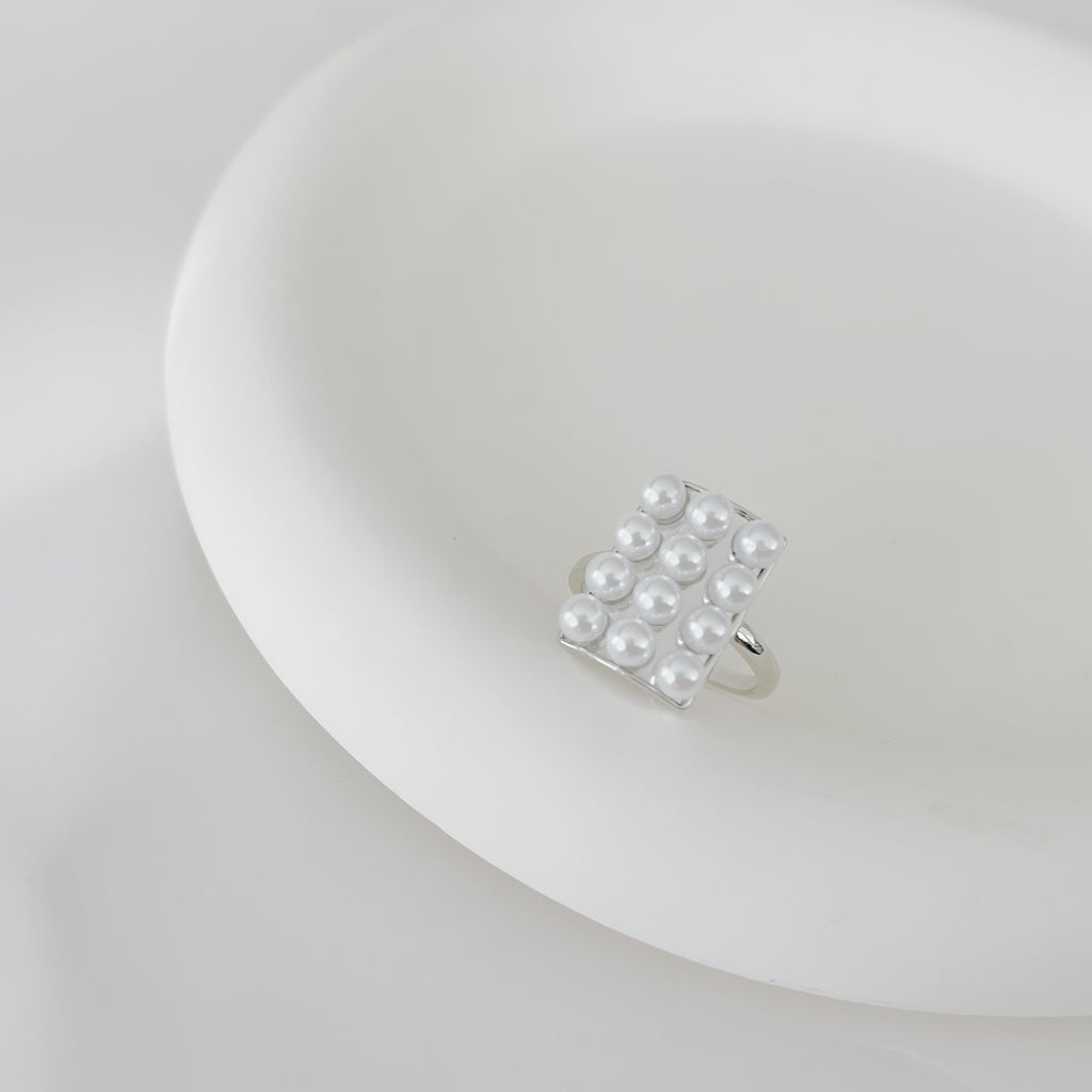 Pearl Grid Open Ring