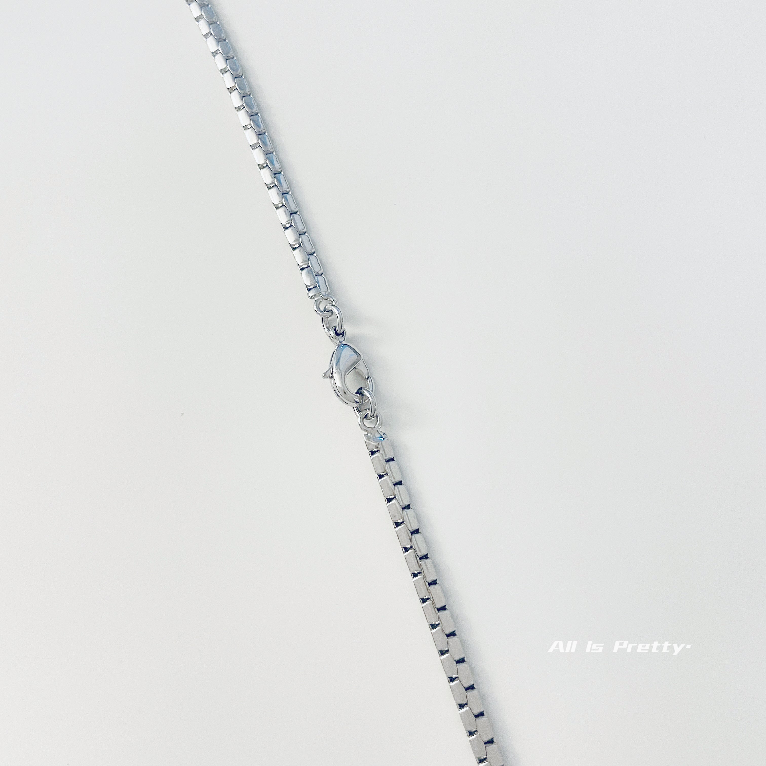 Premium Gold-Plated Unisex Herringbone Necklace