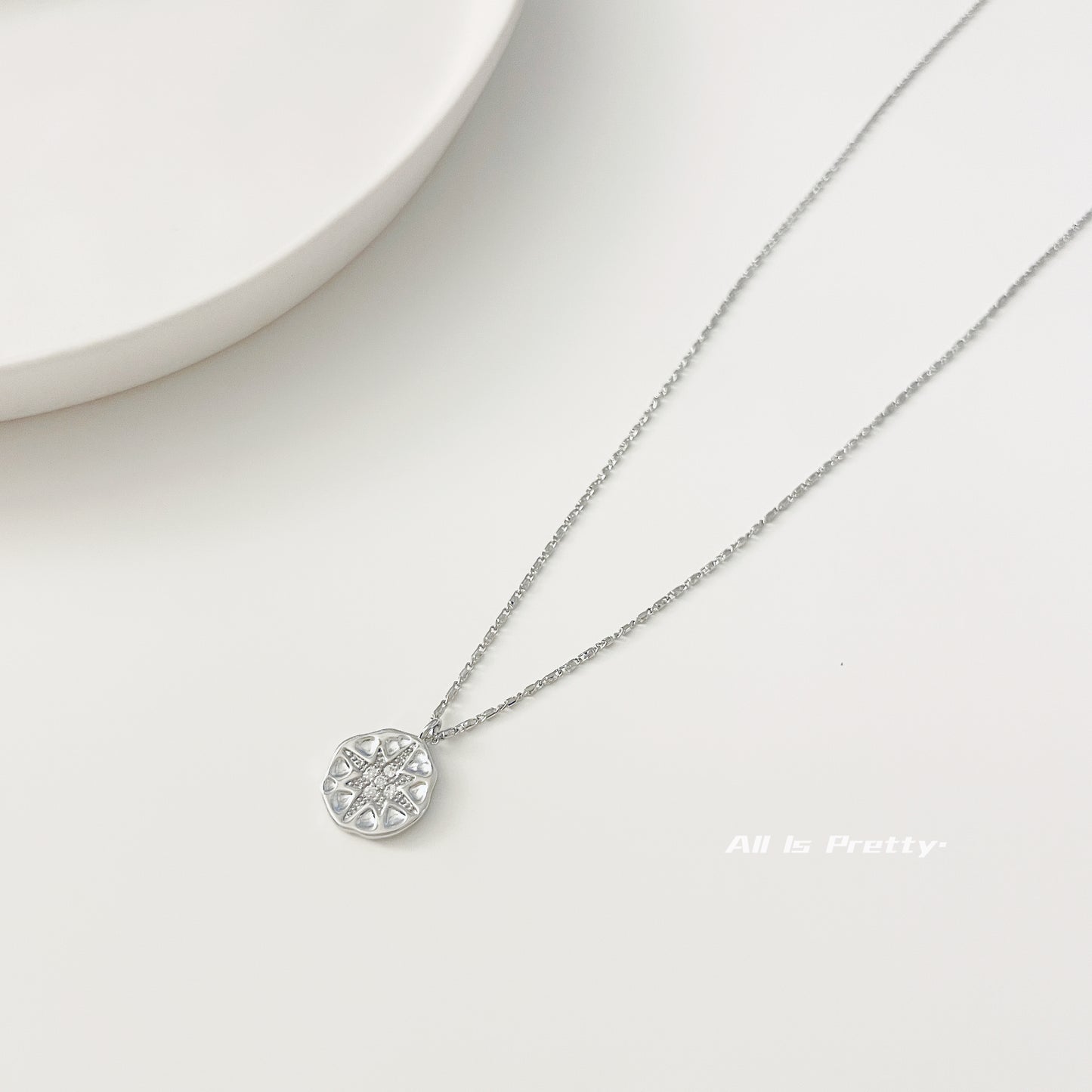 Elegant Gold-Plated Button Pendant Necklace