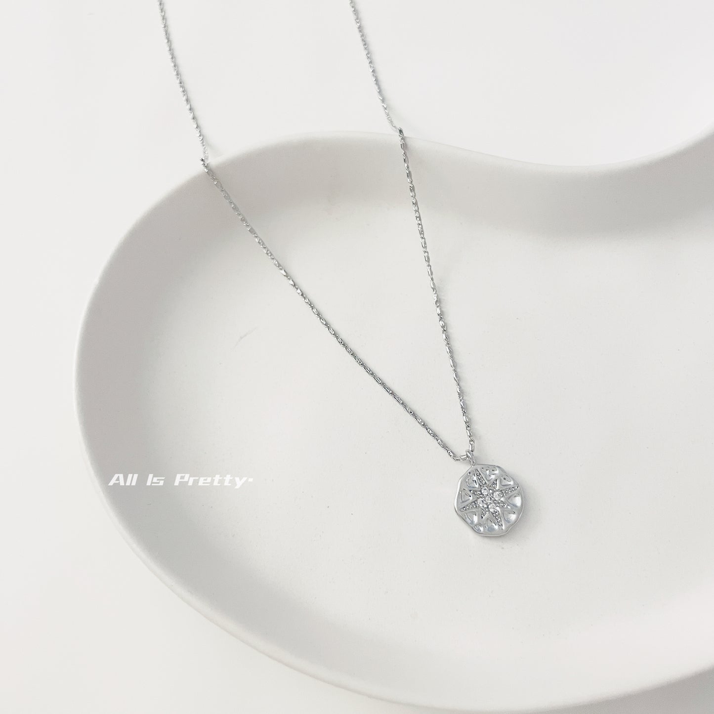 Elegant Gold-Plated Button Pendant Necklace