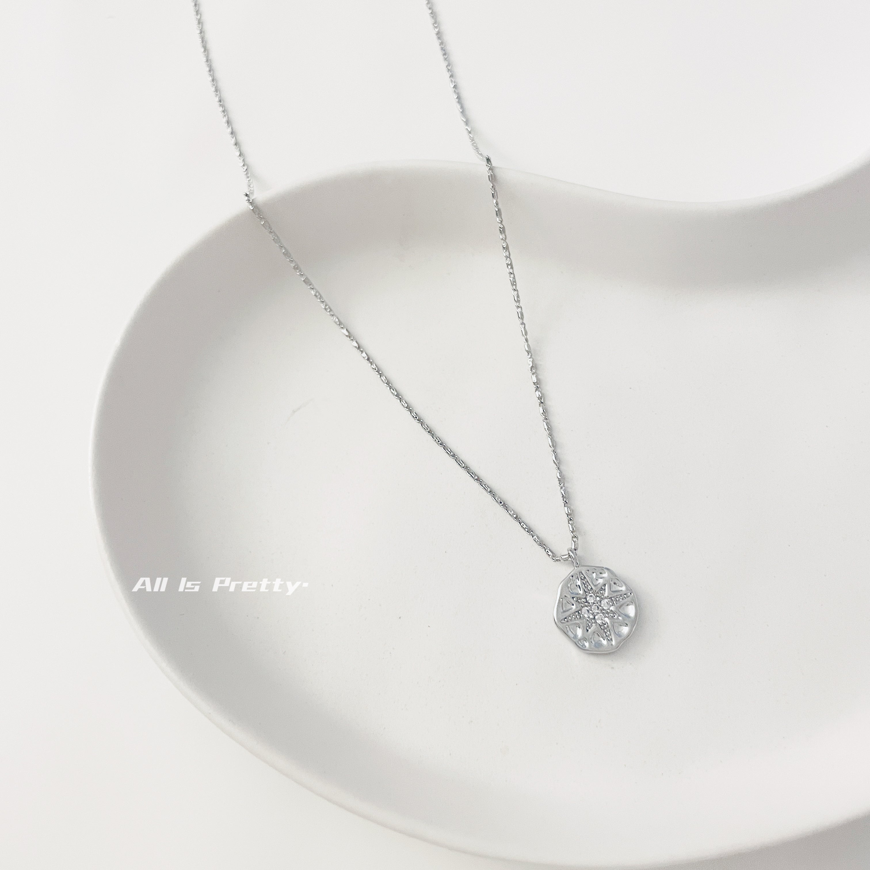Elegant Gold-Plated Button Pendant Necklace
