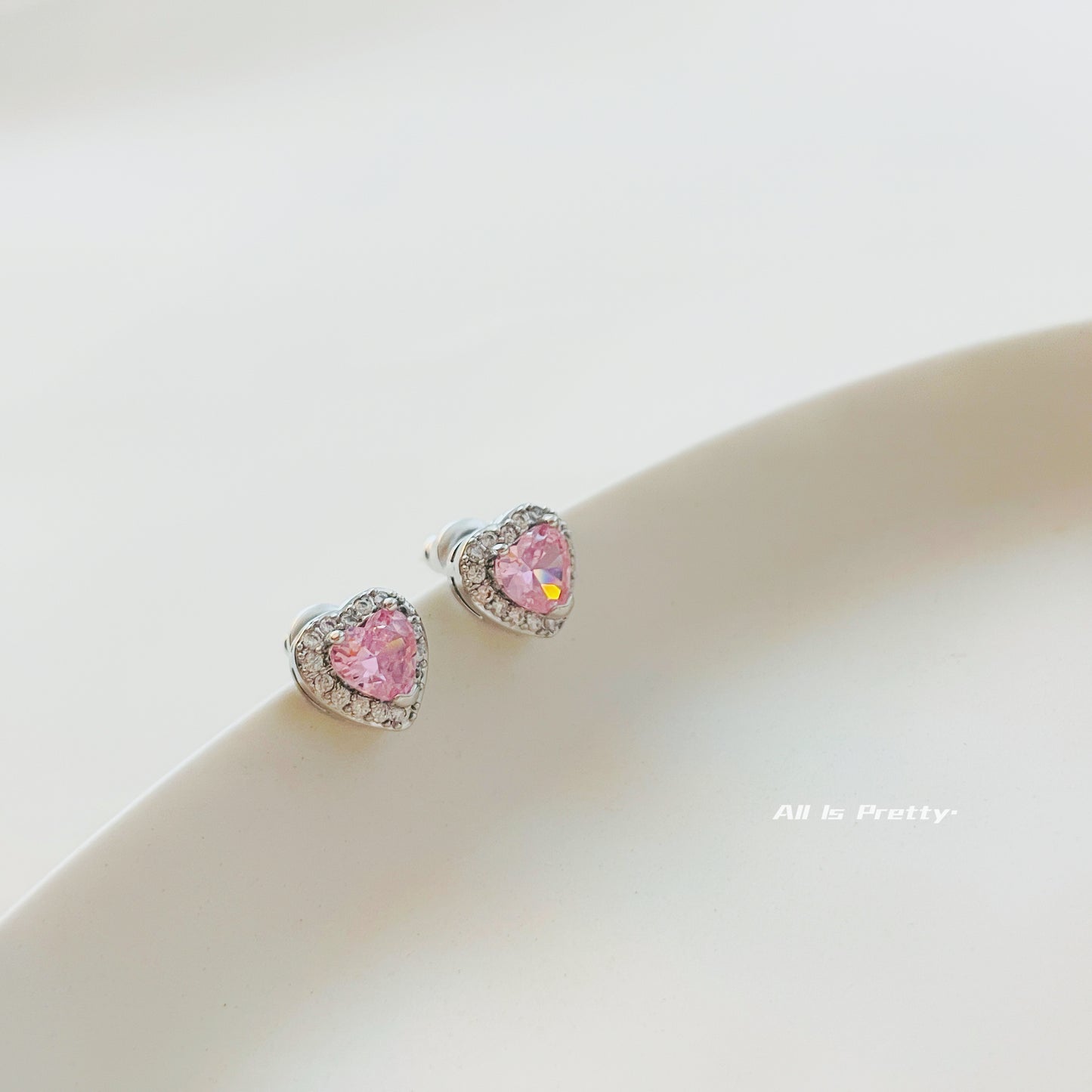 Crystal heart stud earrings