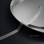 Linked herringbone chain bracelet