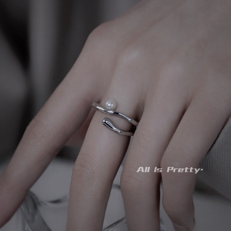 Wrapped pearl silver ring