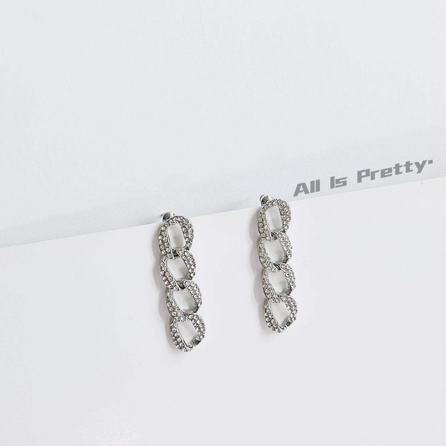 Crystal linked chain earring