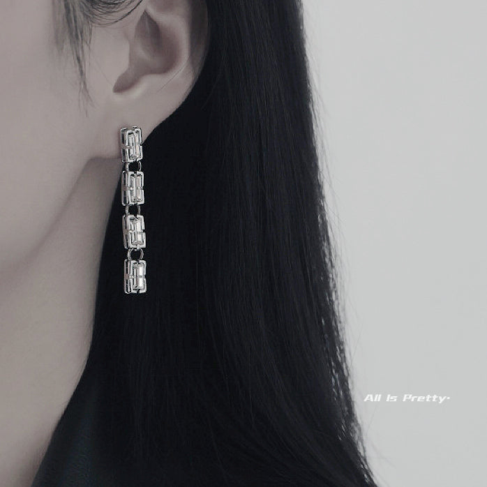 crystal dropped earrings