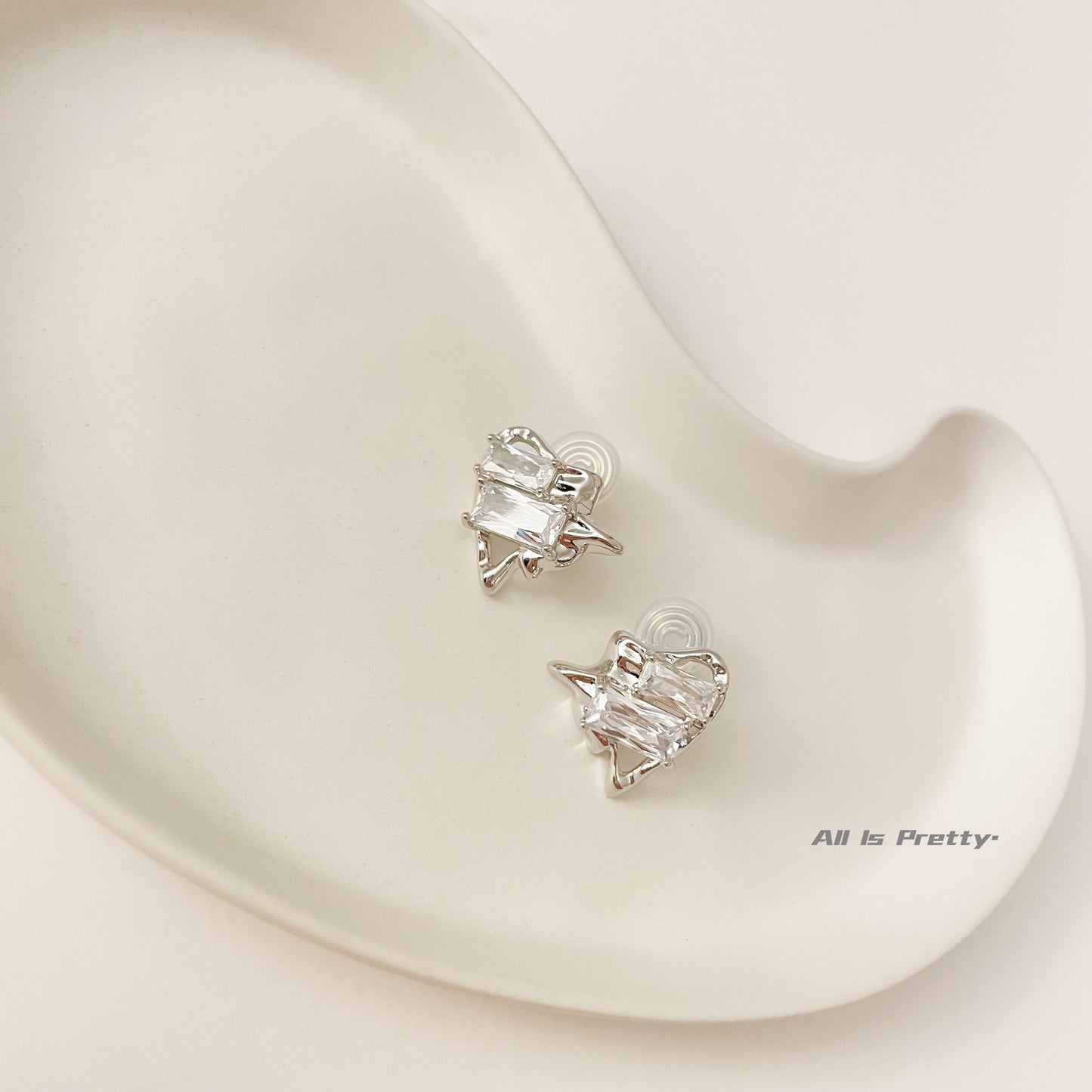 Heart crystal clip-on earrings