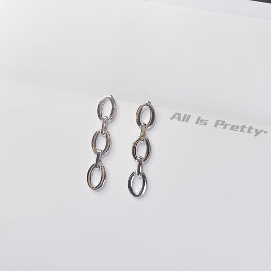 Chunky chain silver earrings