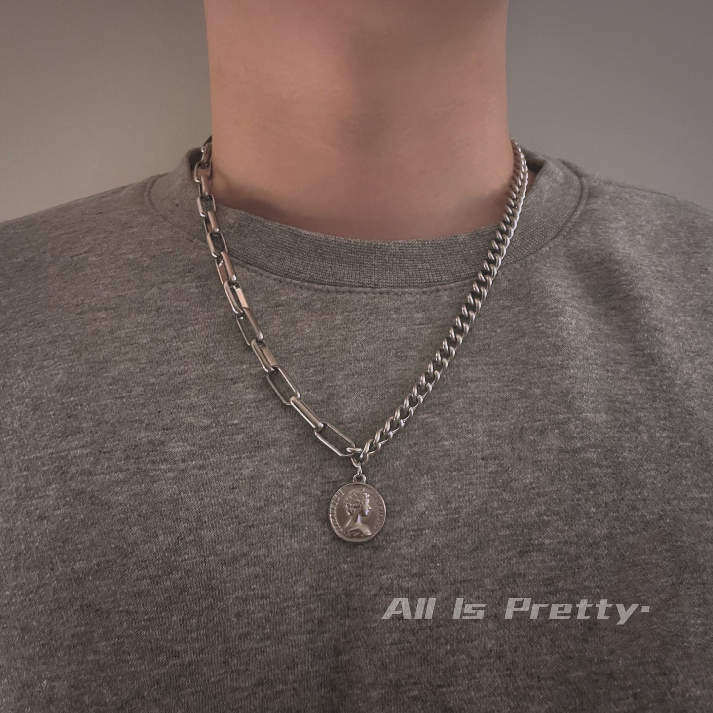 Unisex metal OT necklace