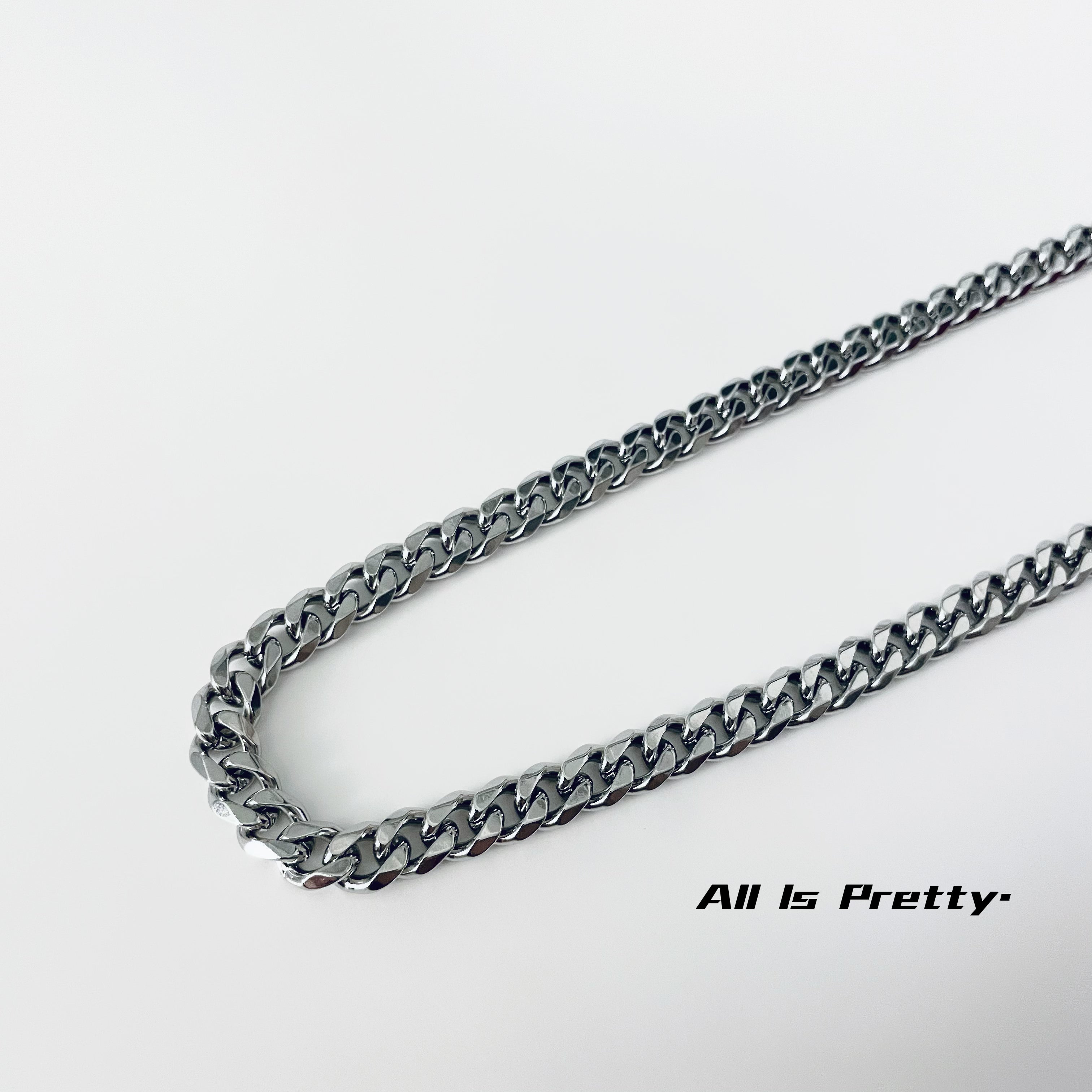 Classic 8mm cube link chain necklace
