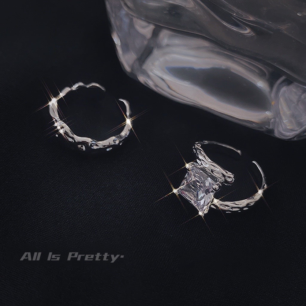 Textured band ring