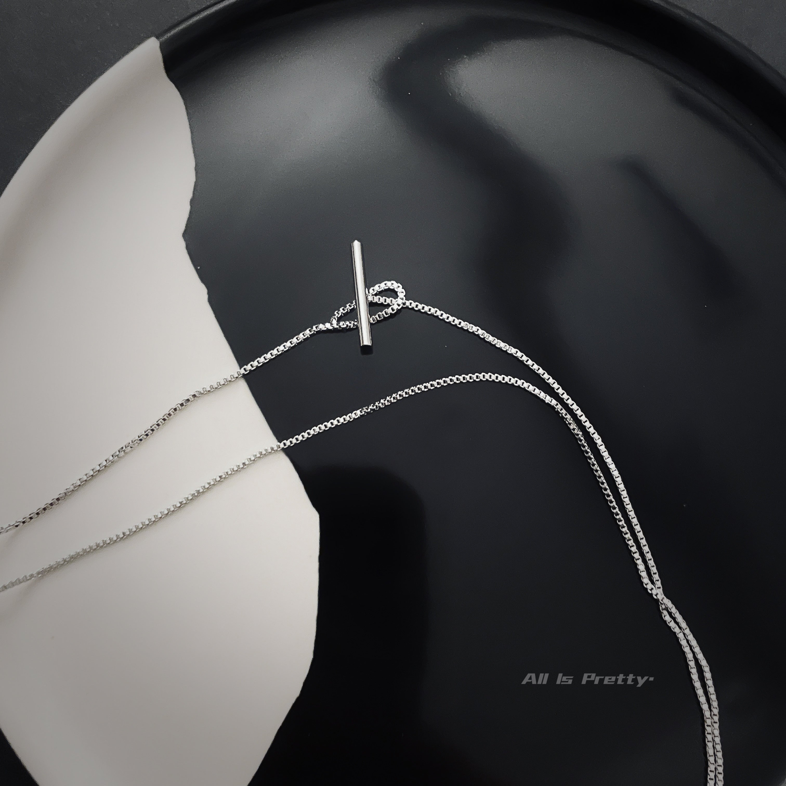 Wave adjustable necklace