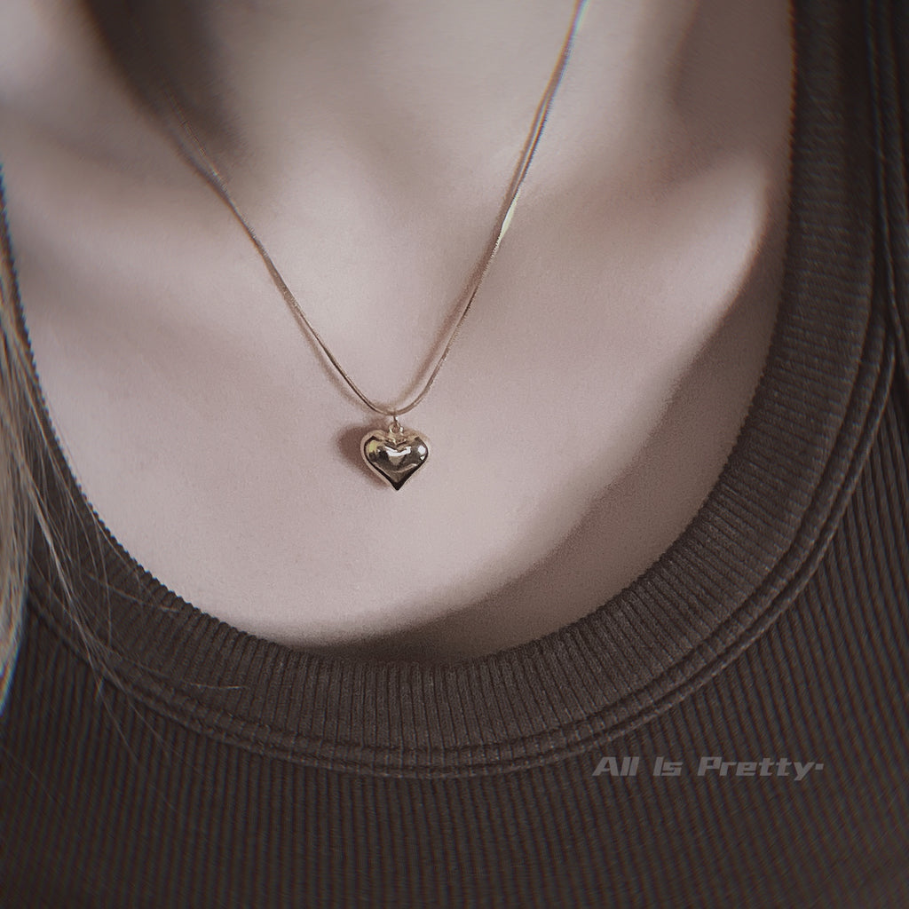 Yellow gold plated heart pendant necklace