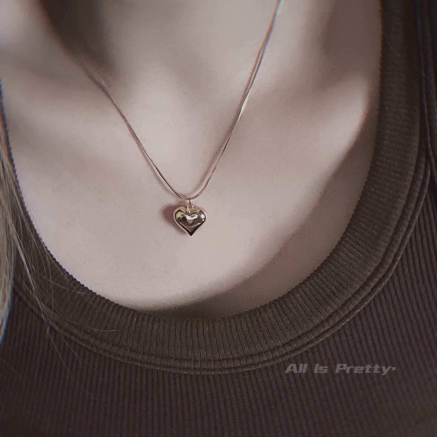 Yellow gold plated heart pendant necklace