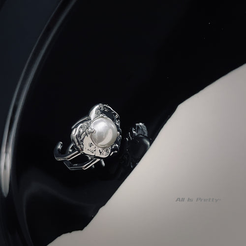 Chunky heart open ring