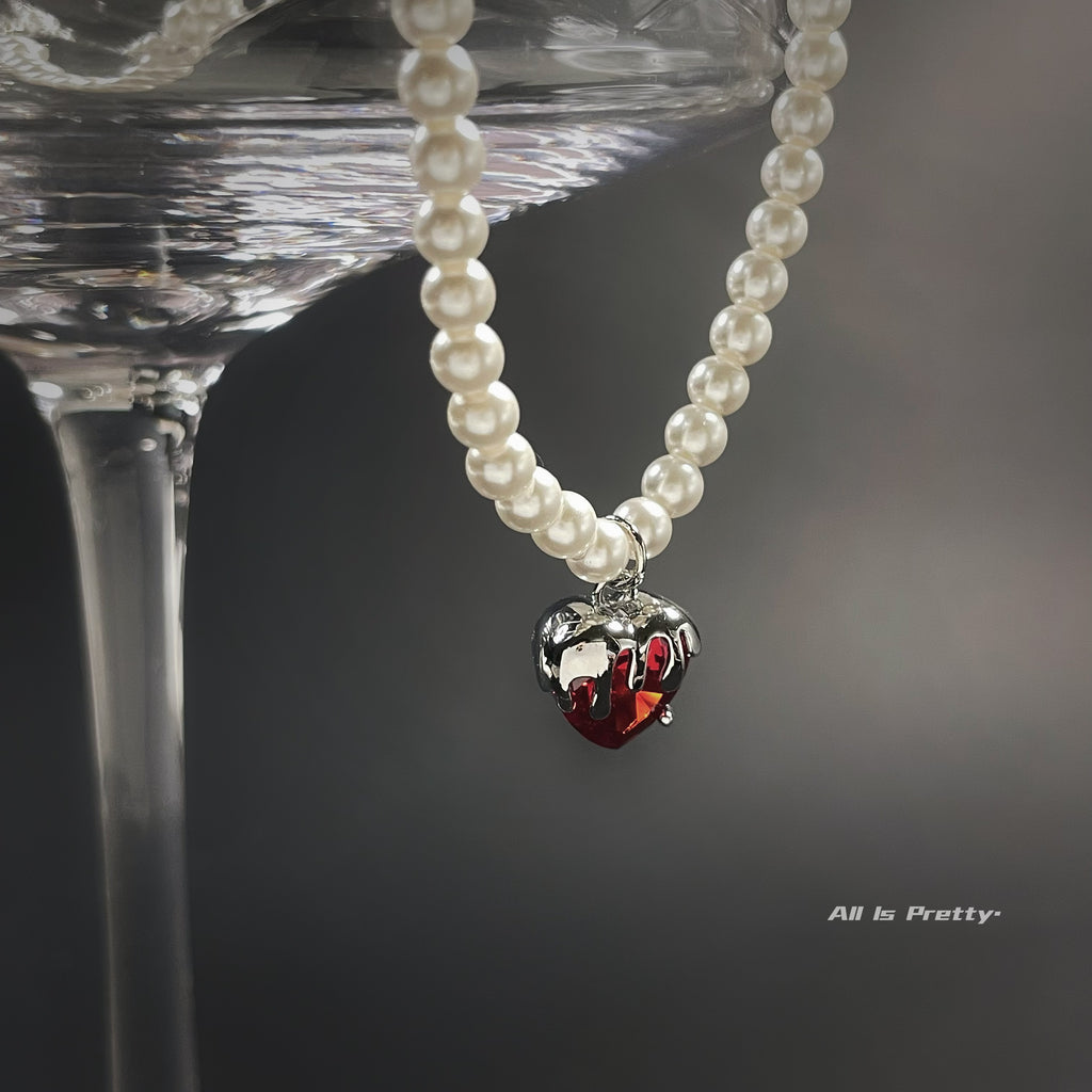 Red crystal heart pearl necklace