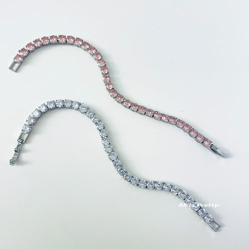 Classic tennis bracelet
