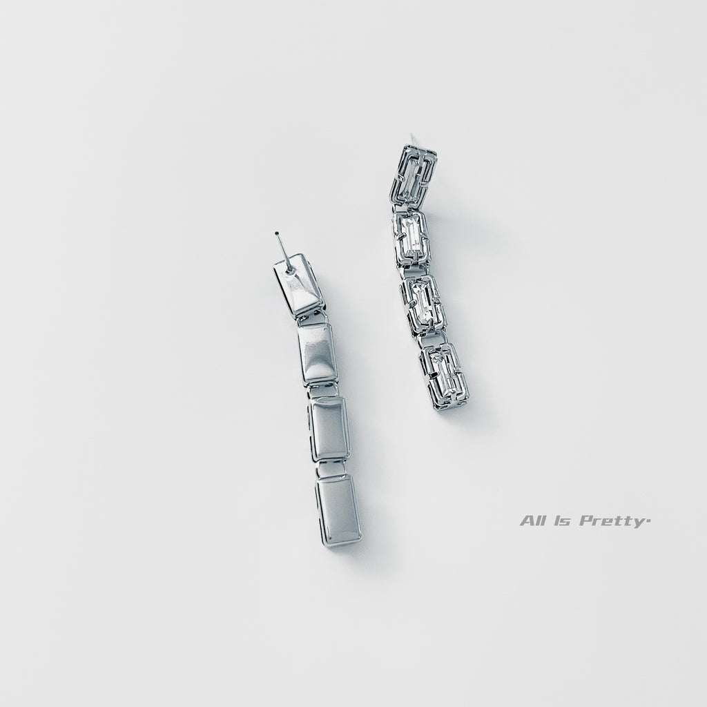 crystal dropped earrings