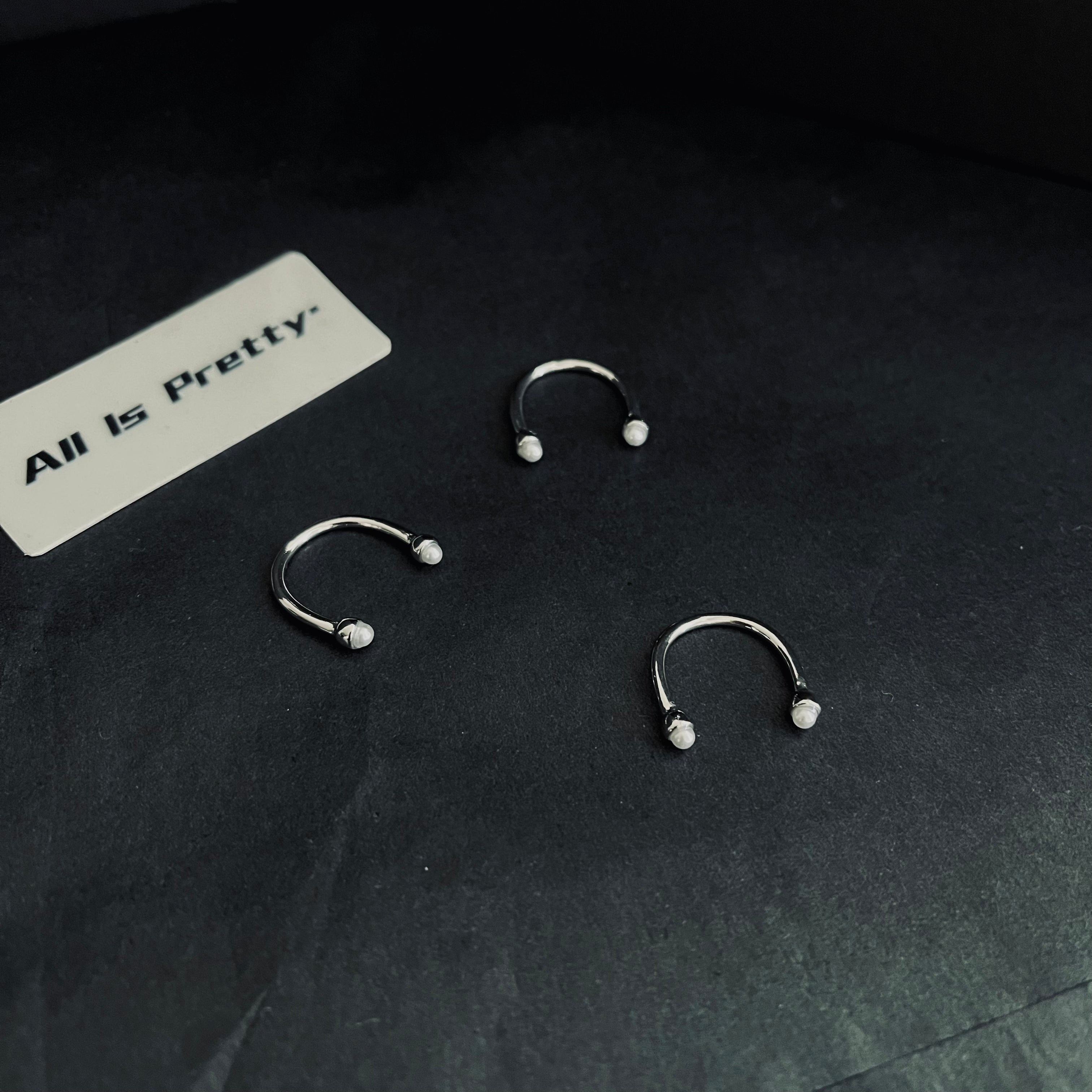 Pearl mini ring (tail ring)