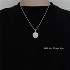 Alex pendant necklace