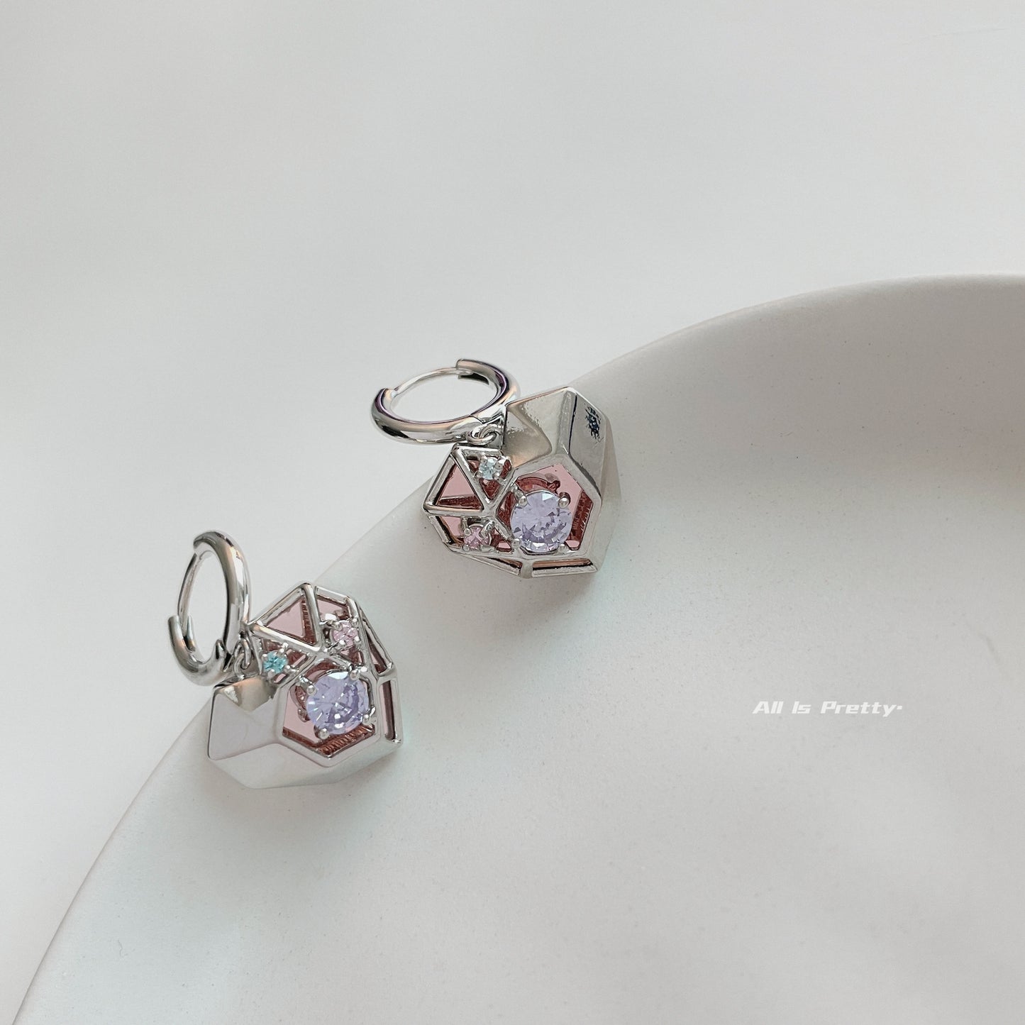 Geometry mirror heart earrings