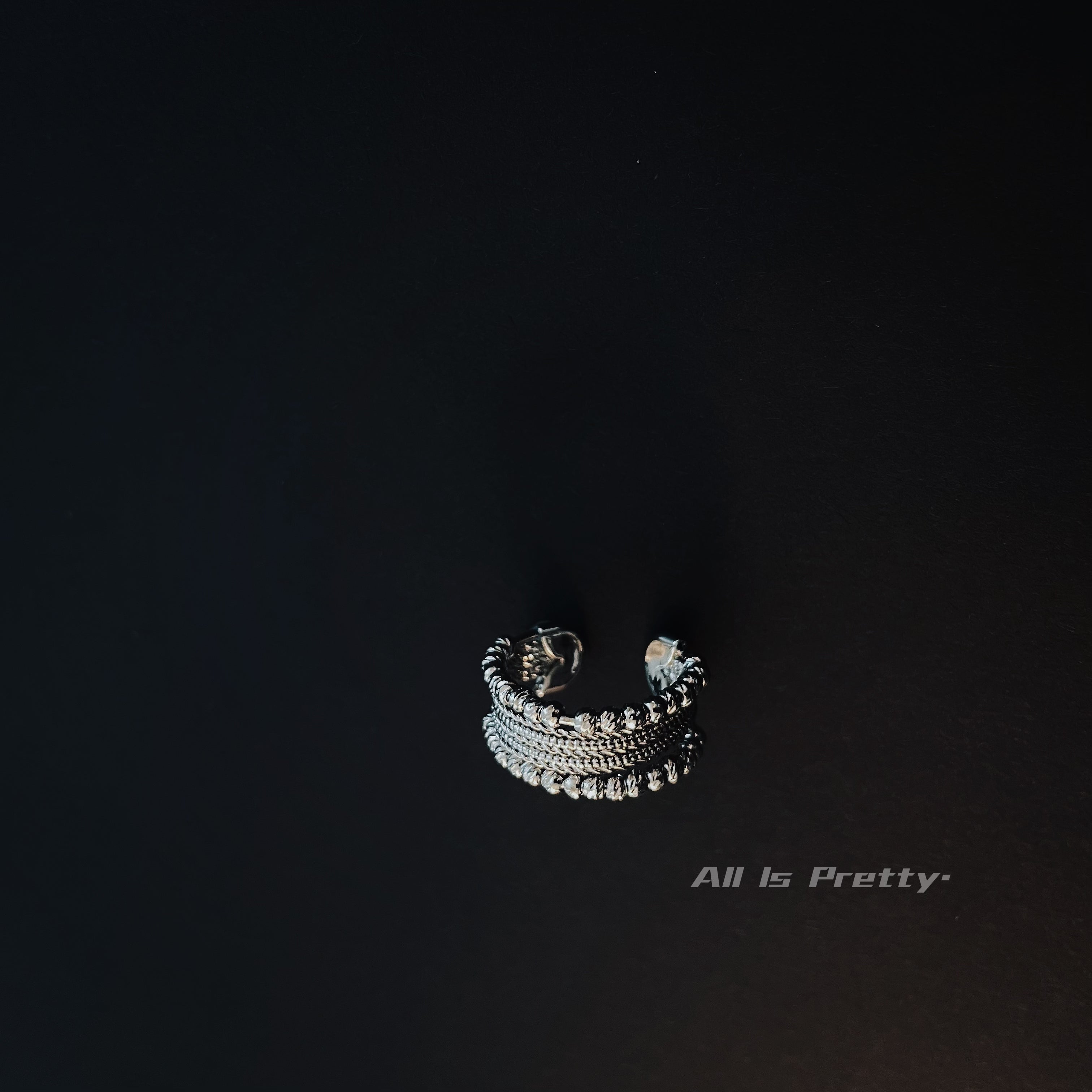 Beads pattern open ring