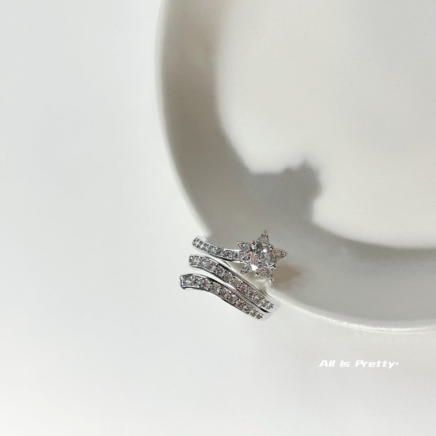 Wrapped crystal star ring