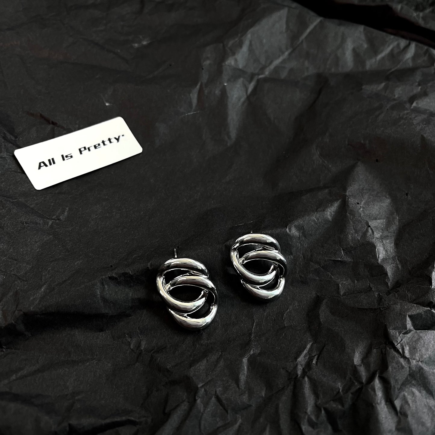 White gold-vermeil earrings
