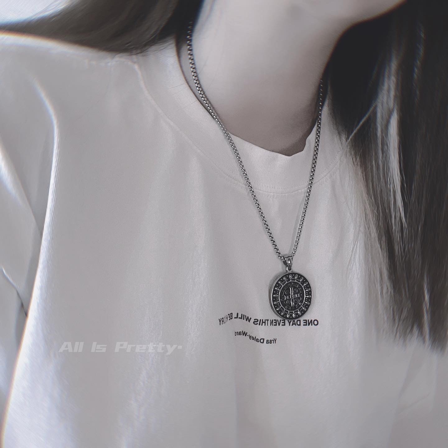 Vintage coin pendant necklace