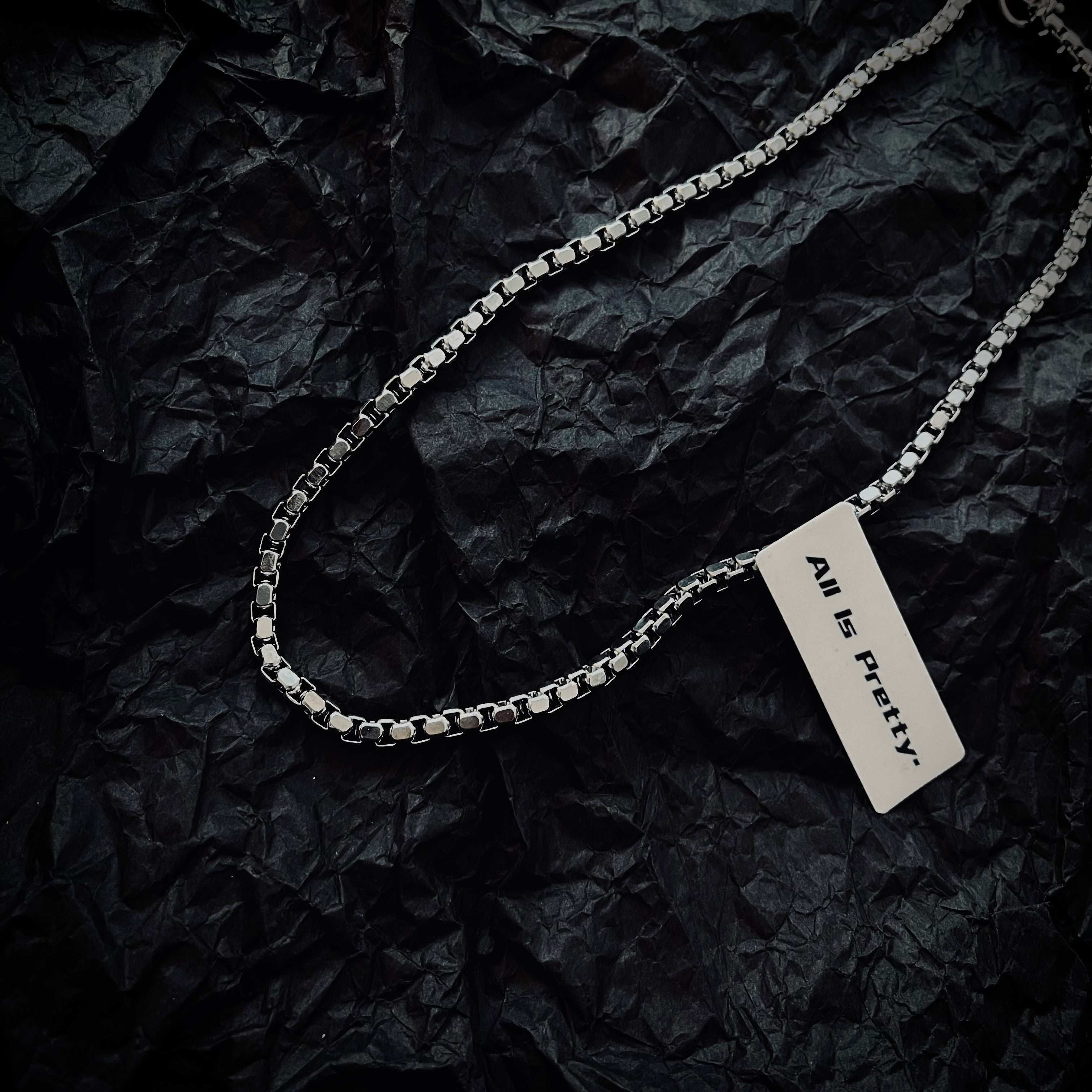 Unisex box chain necklace