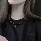 Sleek Star Pendant Necklace
