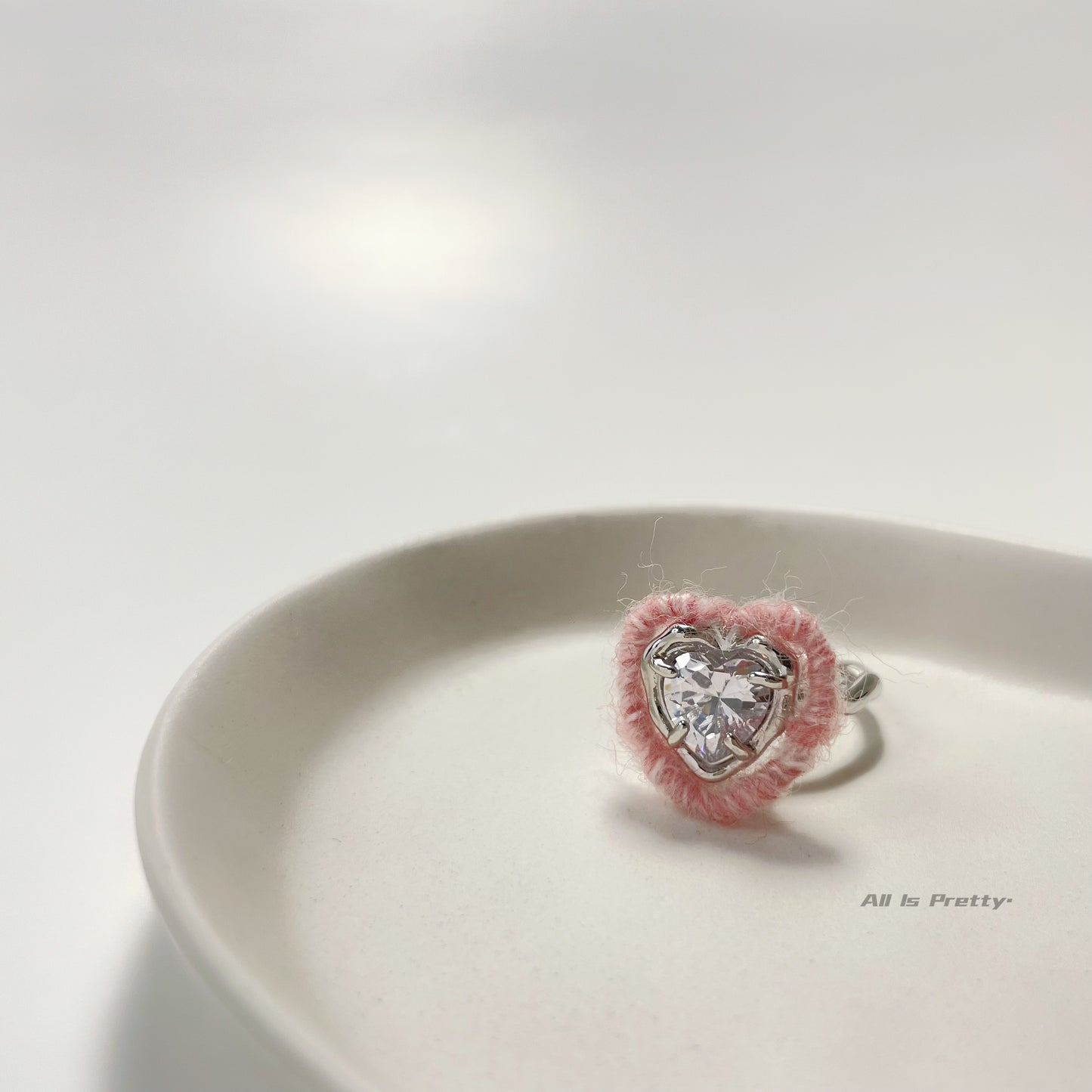 woolen wrapped heart crystal openr ring