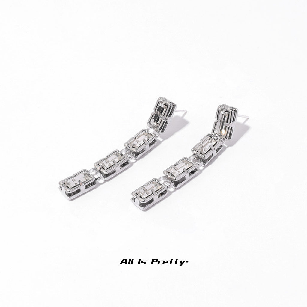 crystal dropped earrings