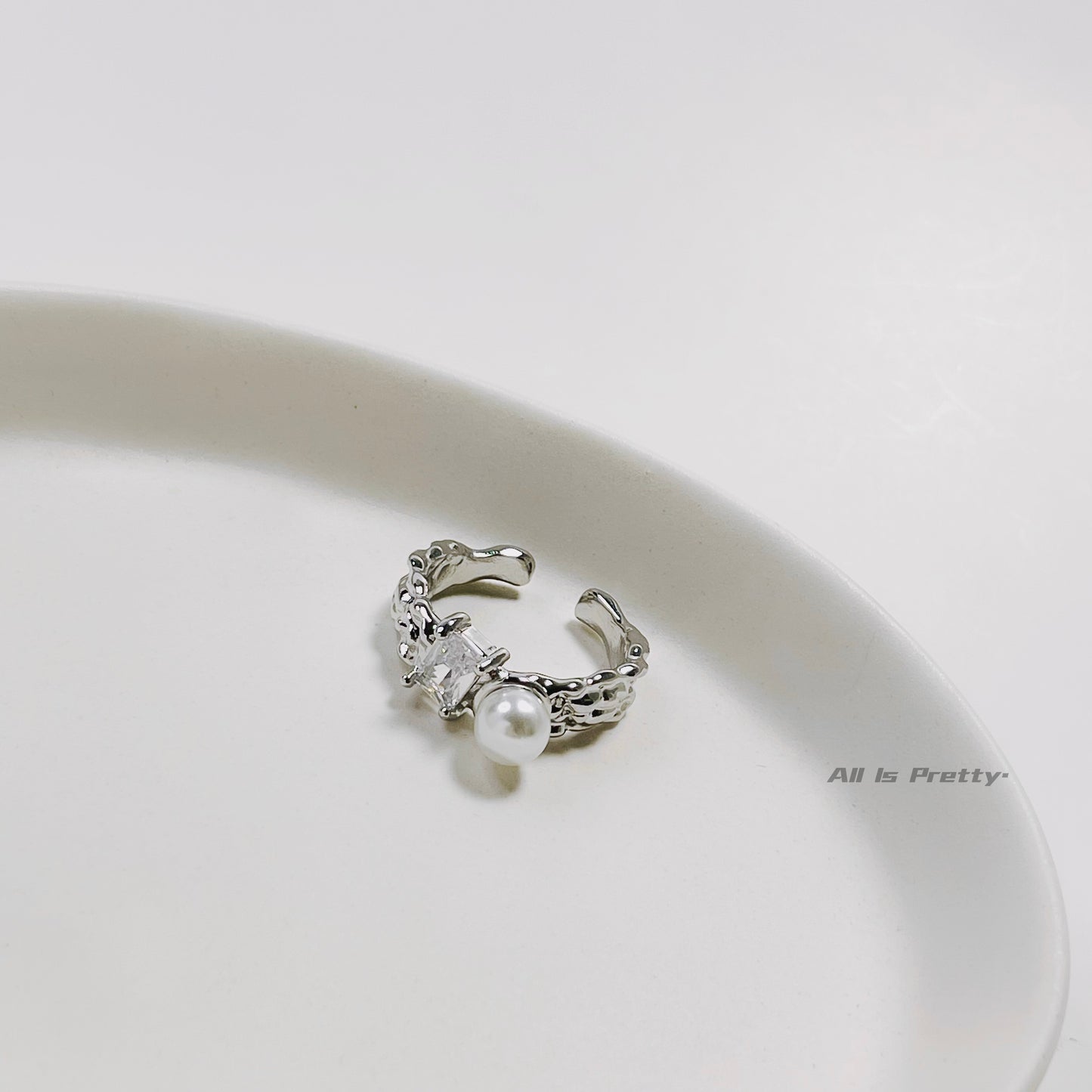 Textured crystal open ring