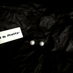 Freshwater pearls stud earrings