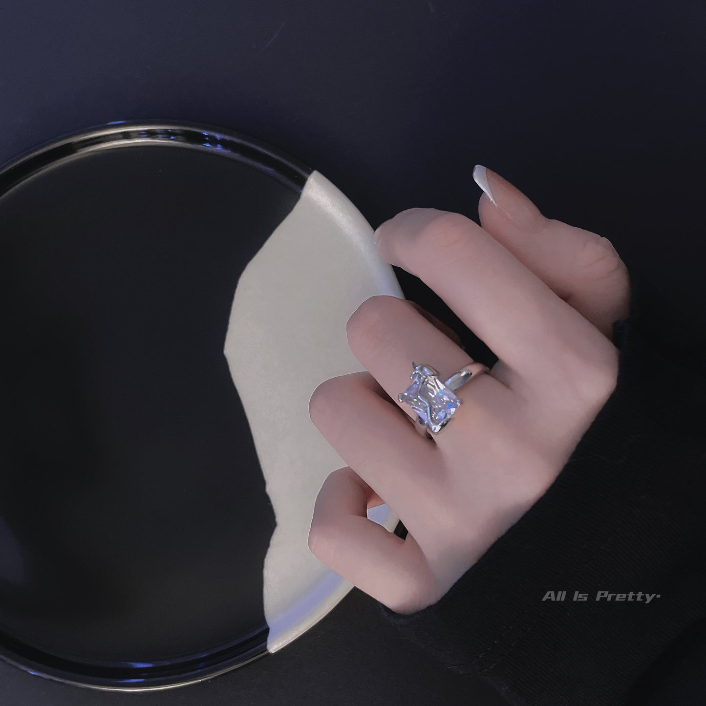 Crystal star ring