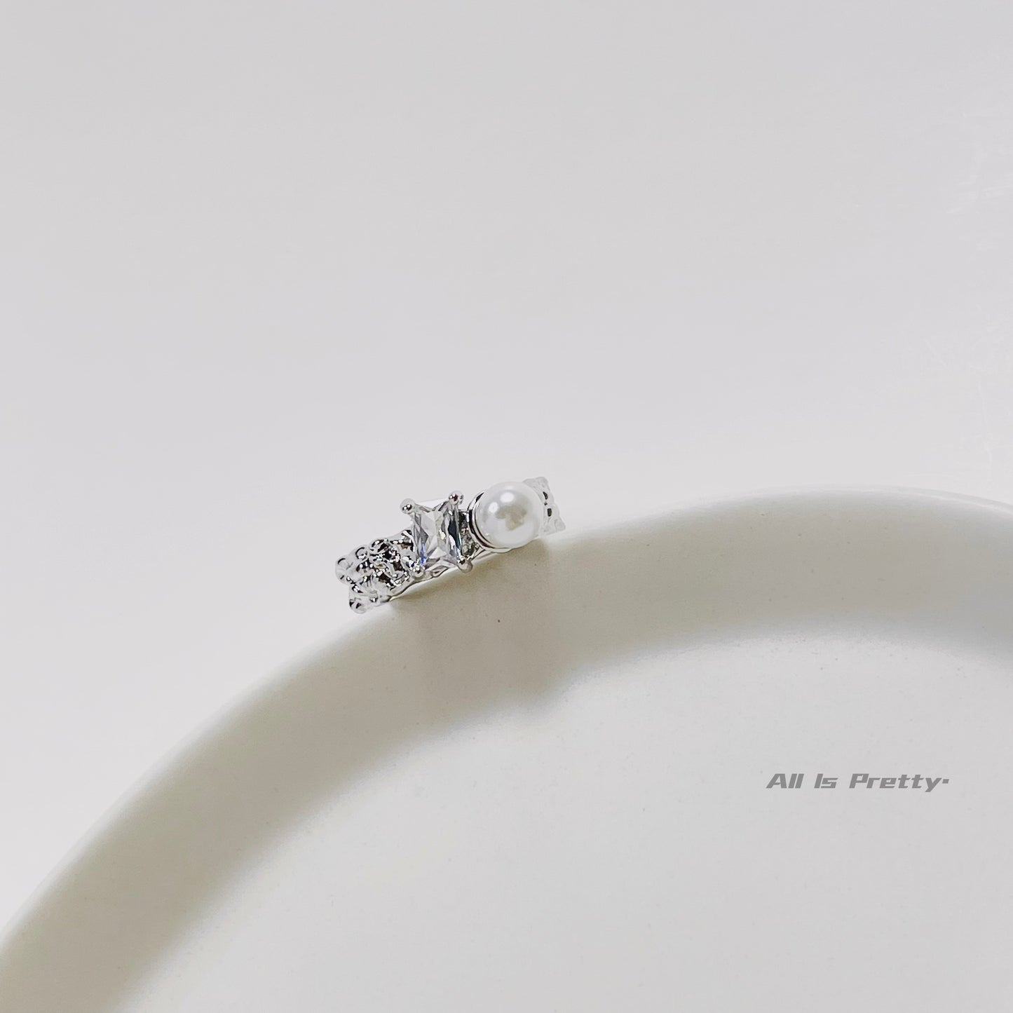 Textured crystal open ring