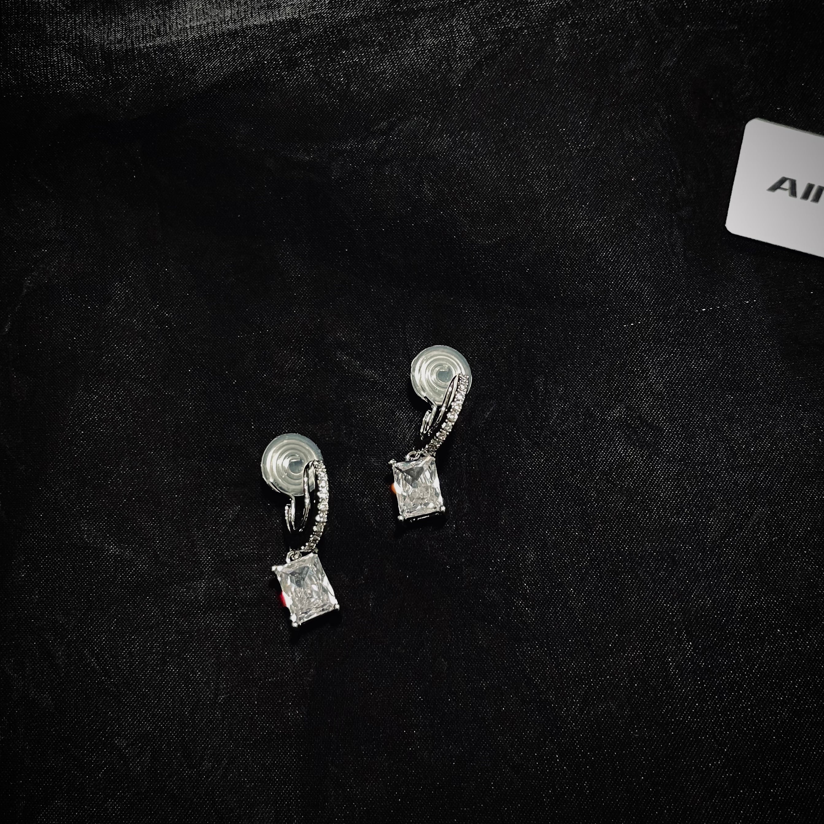 Crystal dropped clip-on earrings