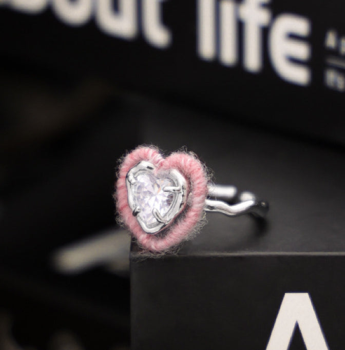 woolen wrapped heart crystal openr ring